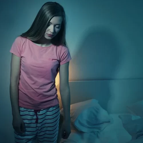 Sonambulismo: quando começa e como agir