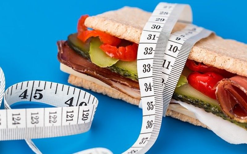 Alimentação Saudável ou Dieta Restritiva? entenda de vez!